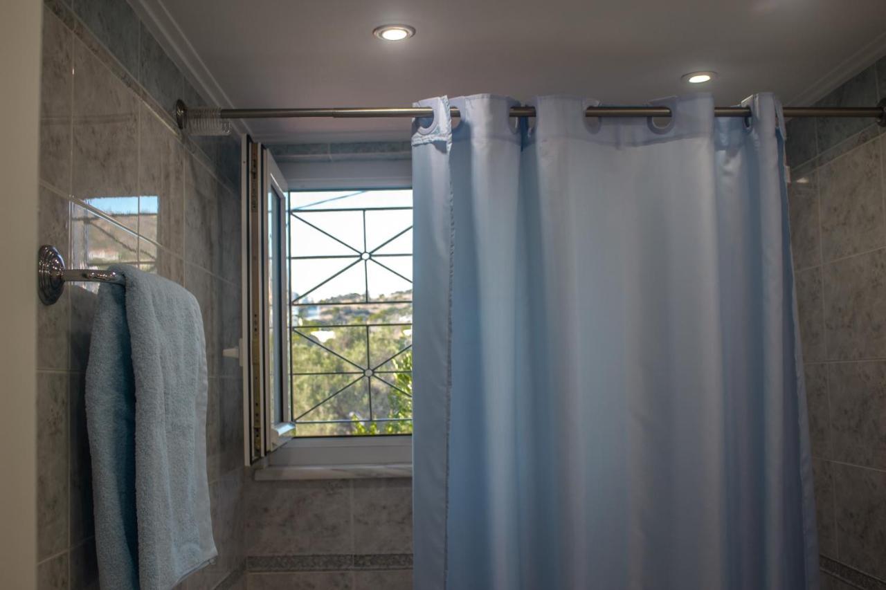 Luxury Seaview Apartment By The Sea Saronida المظهر الخارجي الصورة